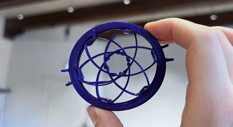 Compliant iris mechanism 3D print