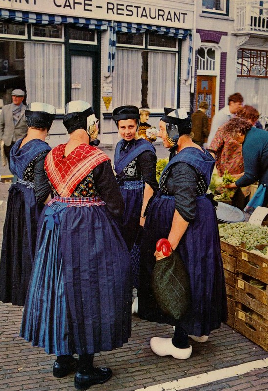 Staphorster women in traditional clothing at the market in the 70s