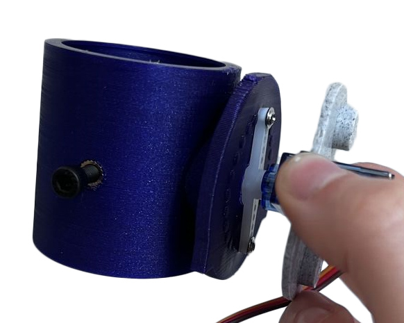 Swinging tool holder 1_1 trial